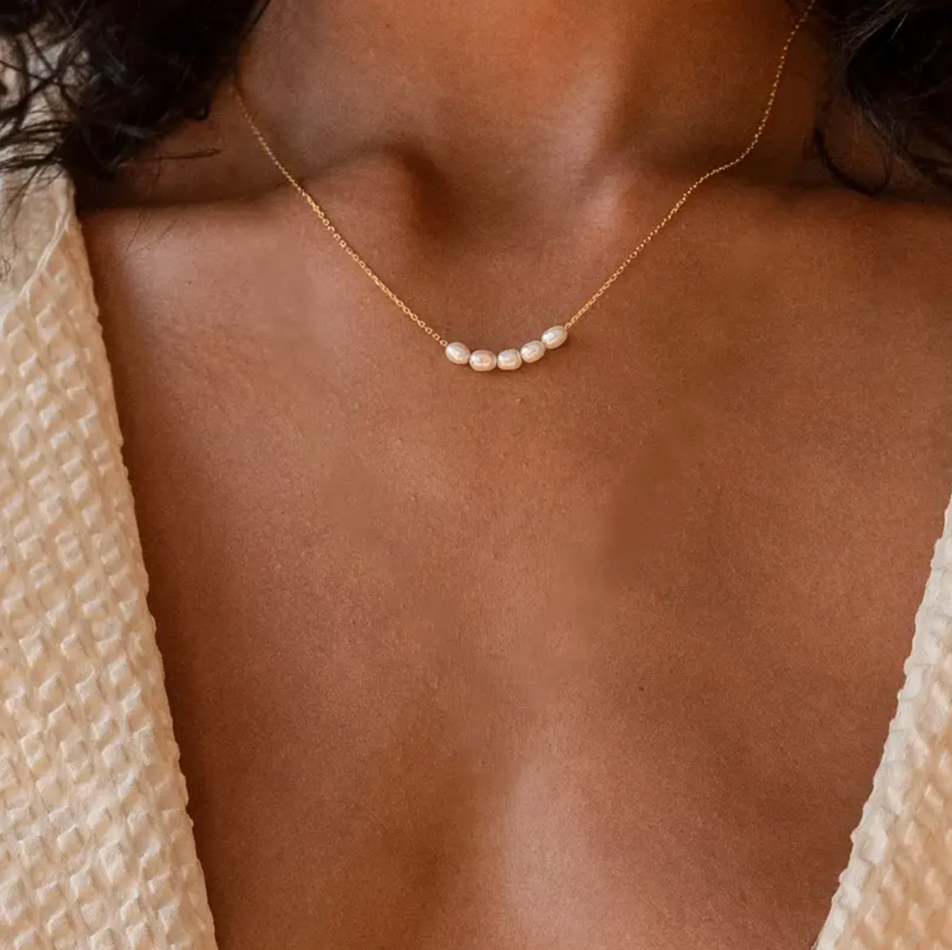 Luxury Freshwater Pearl Necklace Delicate 14K Gold Plated Stainless Steel UK NEW3