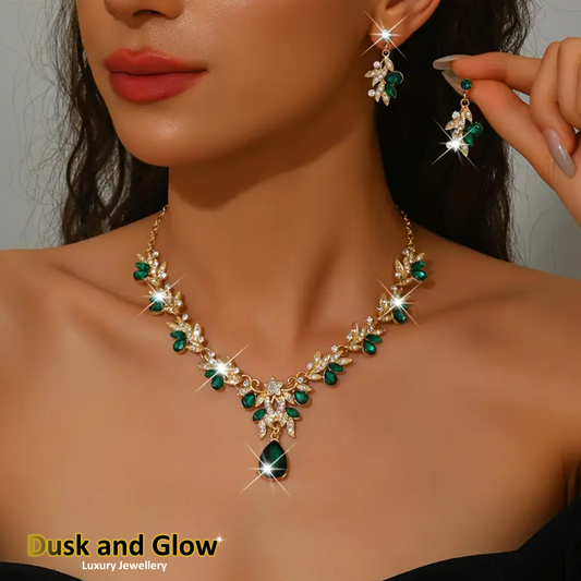 Stunning Green Jewelry Gift Set Necklace Earrings Glass Gems Women Ladies UK NEW0